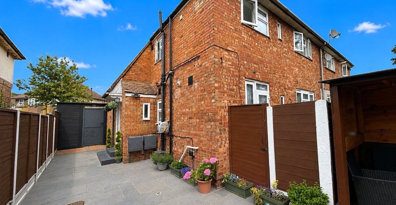 2 bedroom property for sale in Plumstead | Robinson Jackson