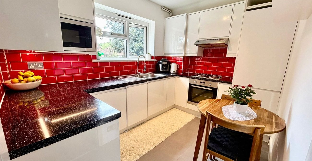 2 bedroom property for sale in Plumstead | Robinson Jackson