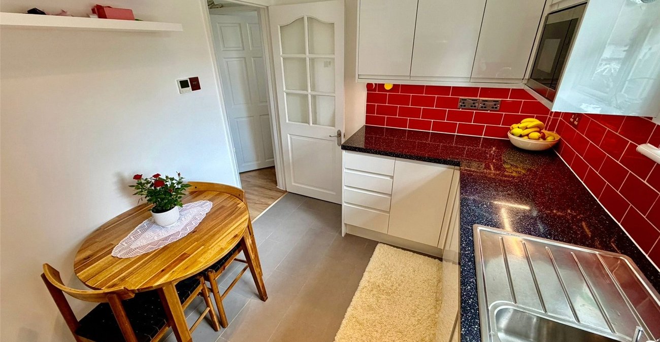 2 bedroom property for sale in Plumstead | Robinson Jackson