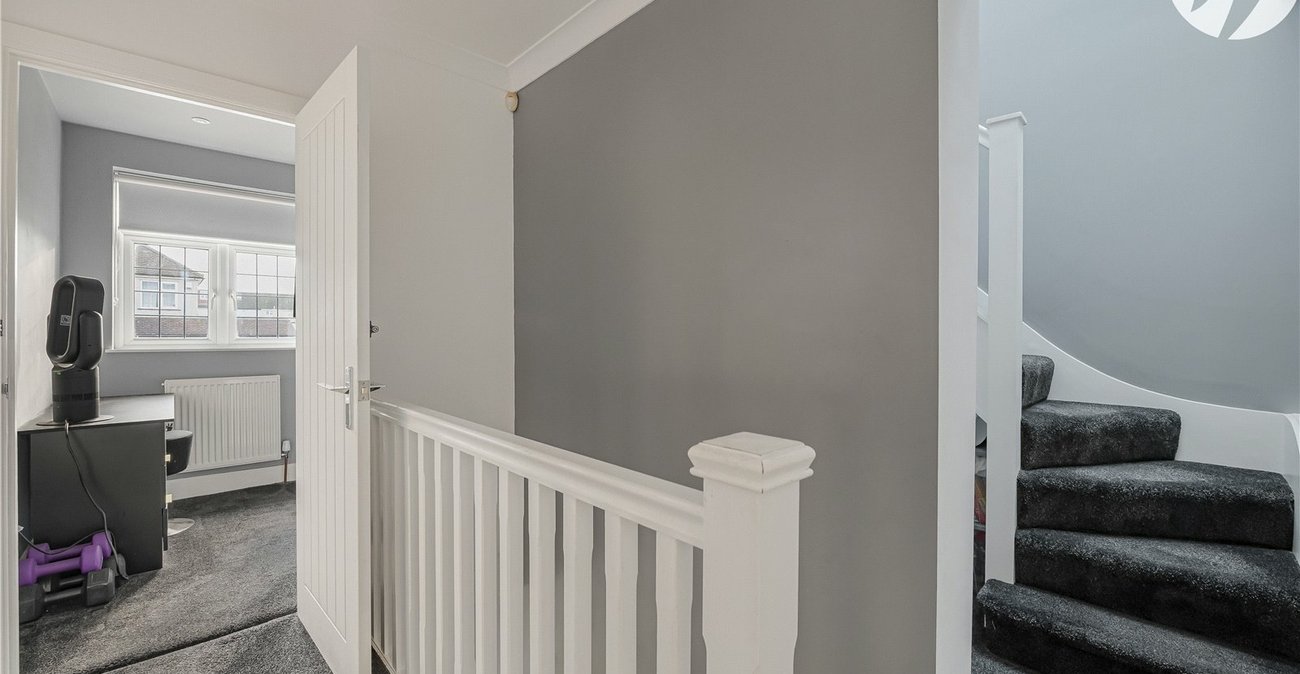 4 bedroom house for sale in Dartford | Robinson Jackson