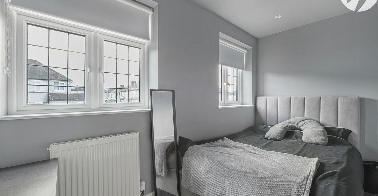 4 bedroom house for sale in Dartford | Robinson Jackson