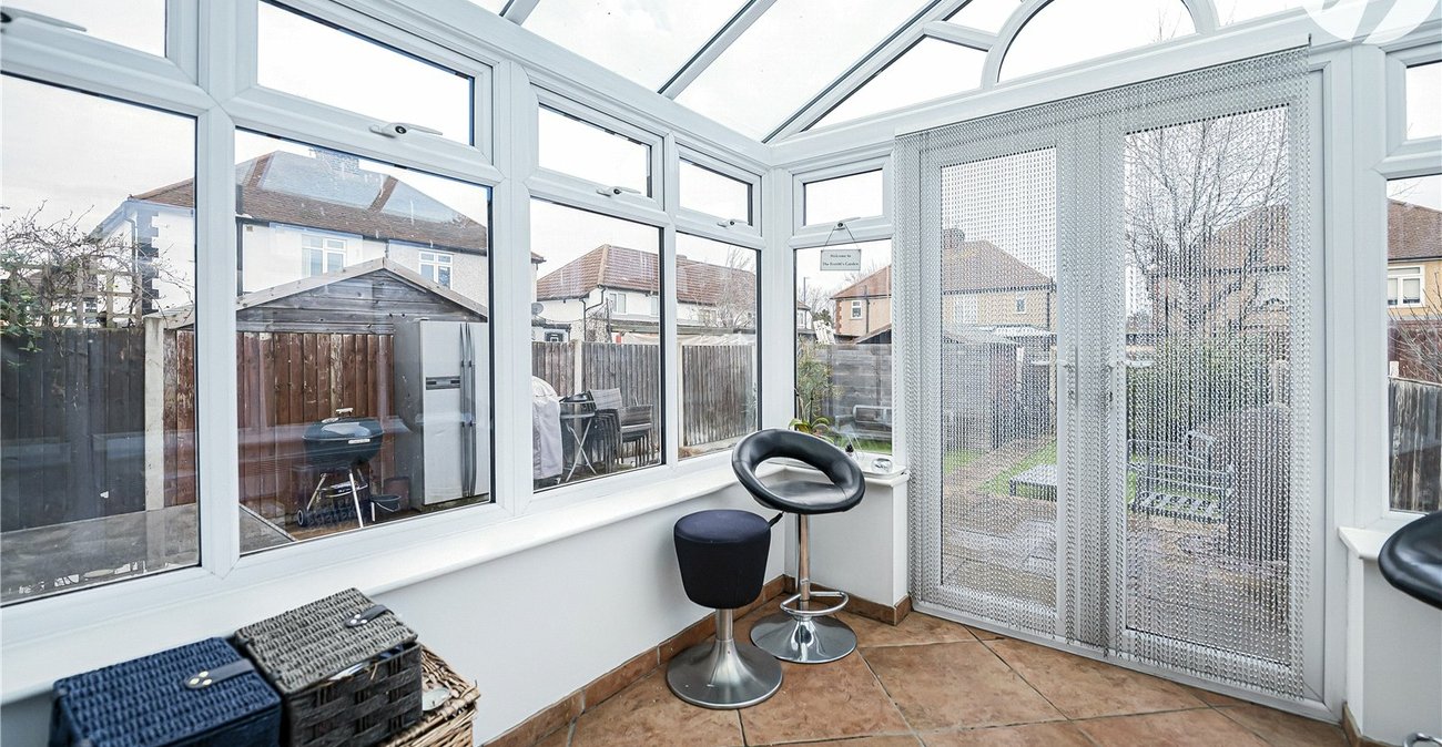 4 bedroom house for sale in Dartford | Robinson Jackson