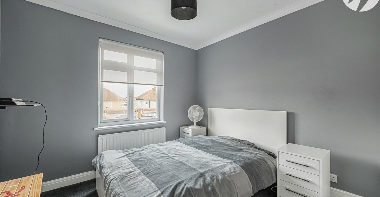 4 bedroom house for sale in Dartford | Robinson Jackson