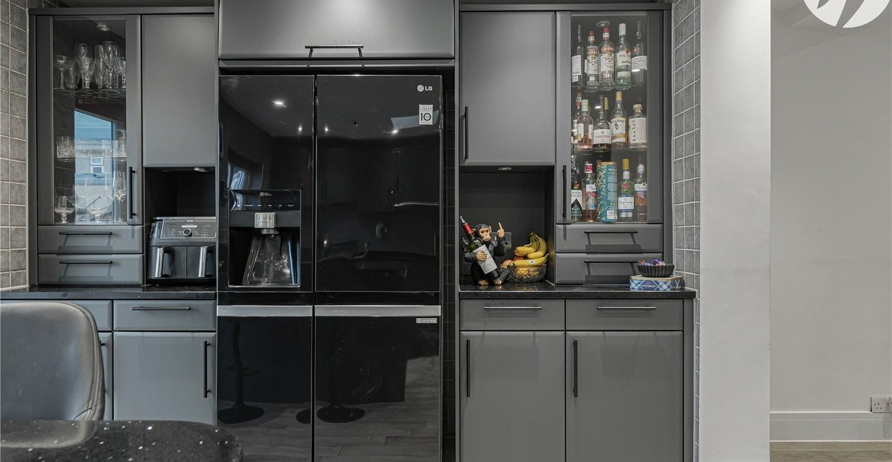 4 bedroom house for sale in Dartford | Robinson Jackson