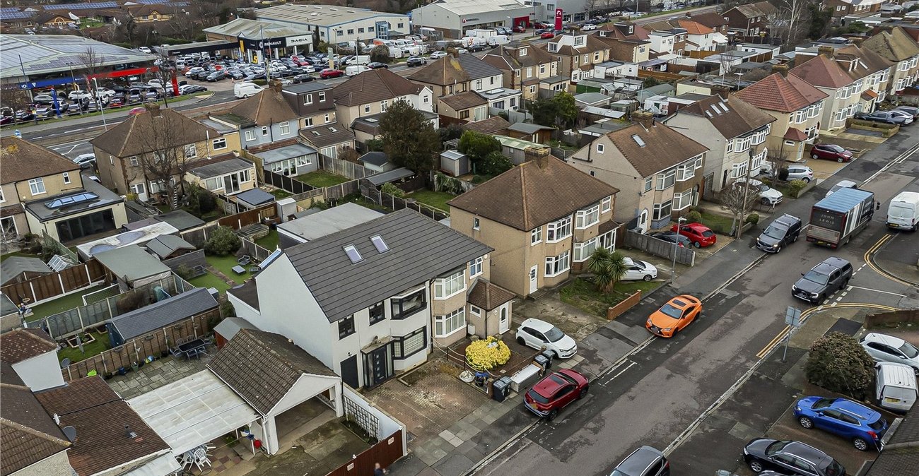 4 bedroom house for sale in Dartford | Robinson Jackson