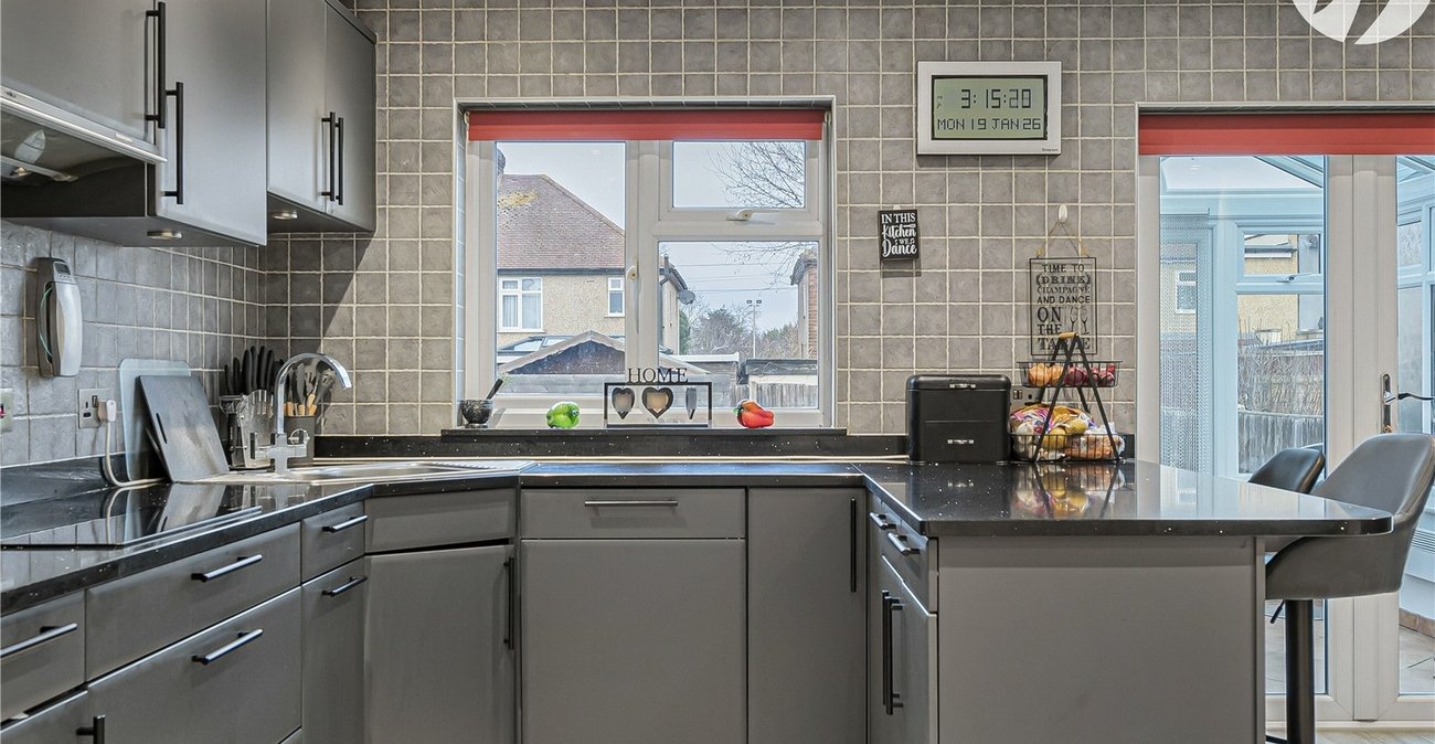 4 bedroom house for sale in Dartford | Robinson Jackson