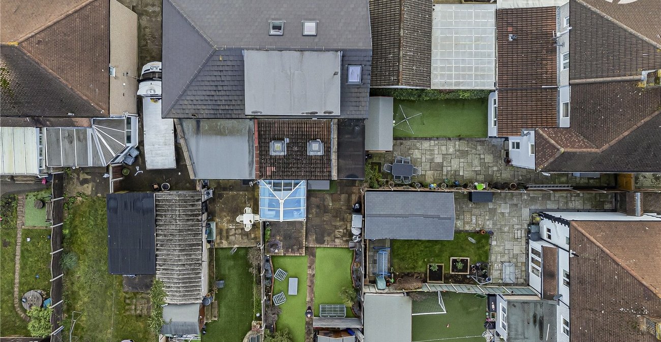 4 bedroom house for sale in Dartford | Robinson Jackson