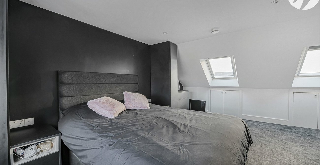 4 bedroom house for sale in Dartford | Robinson Jackson