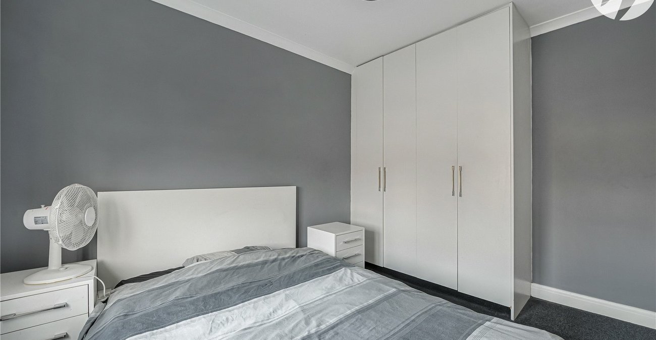 4 bedroom house for sale in Dartford | Robinson Jackson