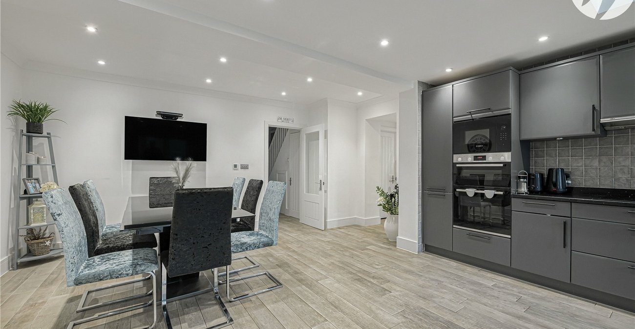 4 bedroom house for sale in Dartford | Robinson Jackson