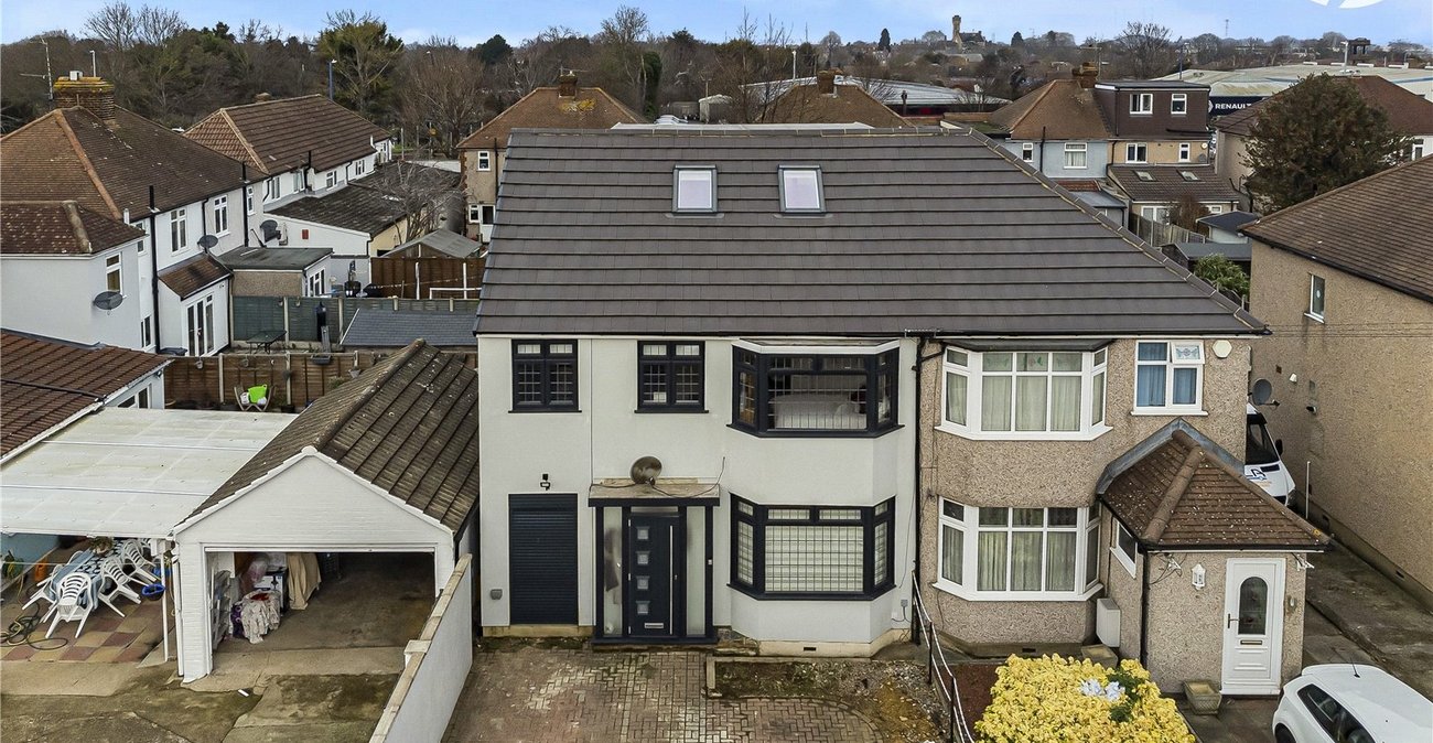 4 bedroom house for sale in Dartford | Robinson Jackson