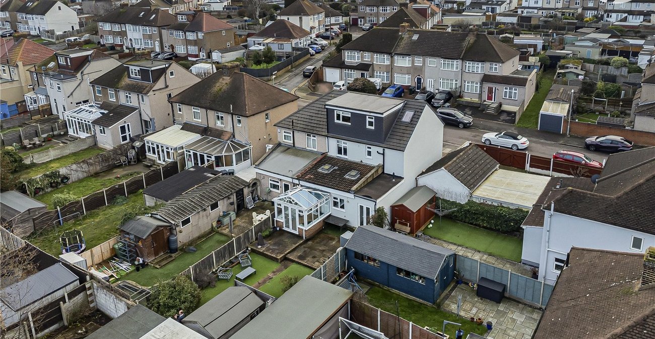 4 bedroom house for sale in Dartford | Robinson Jackson