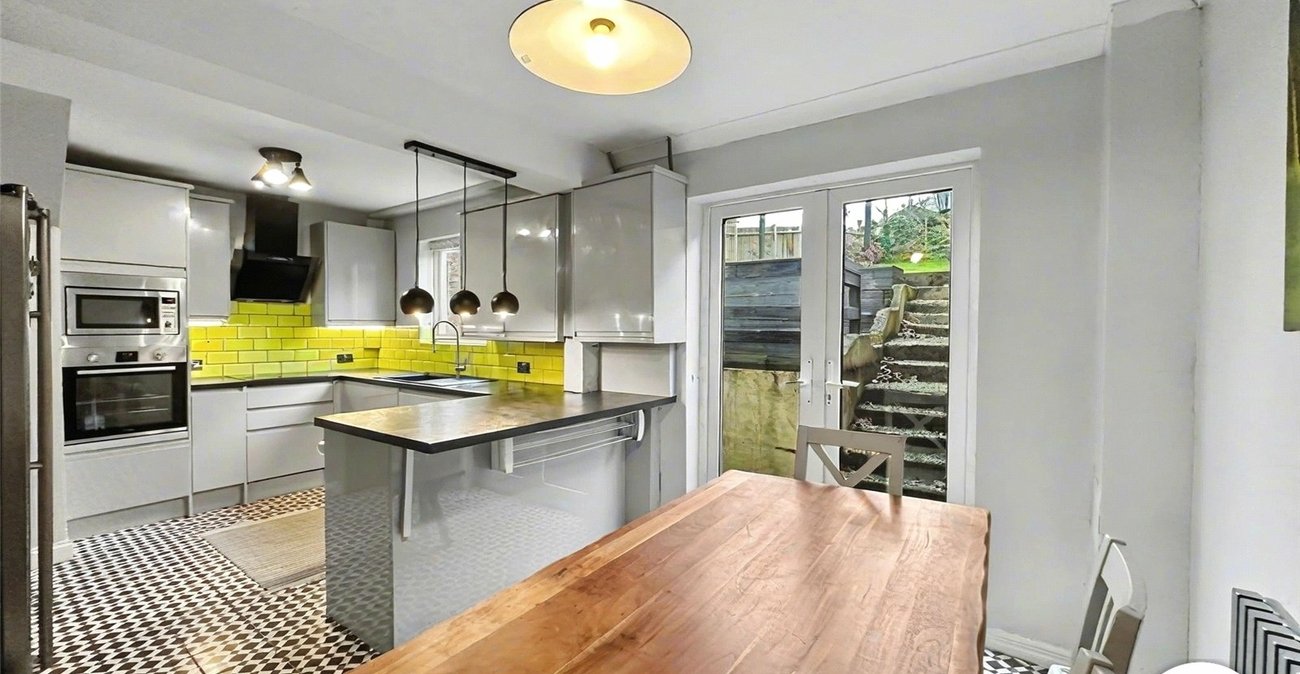 4 bedroom house for sale in Rochester | Robinson Michael & Jackson