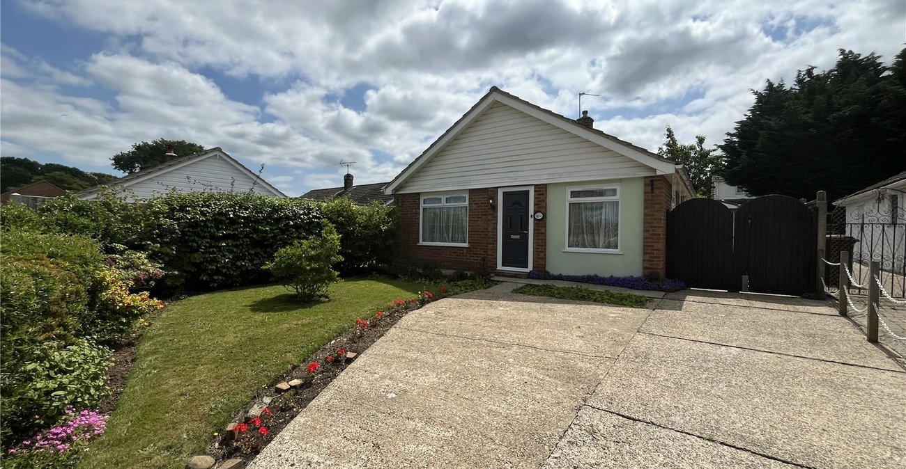 2 bedroom bungalow for sale in Lordswood | Robinson Michael & Jackson