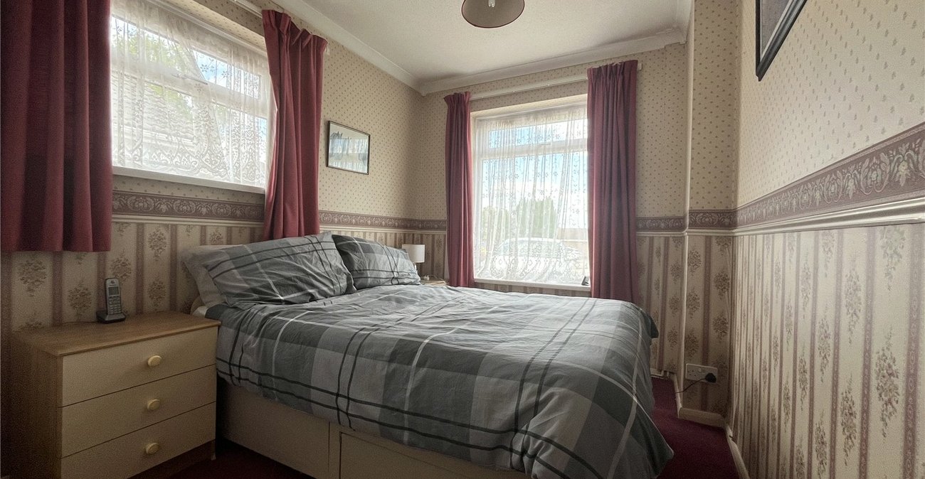 2 bedroom bungalow for sale in Lordswood | Robinson Michael & Jackson