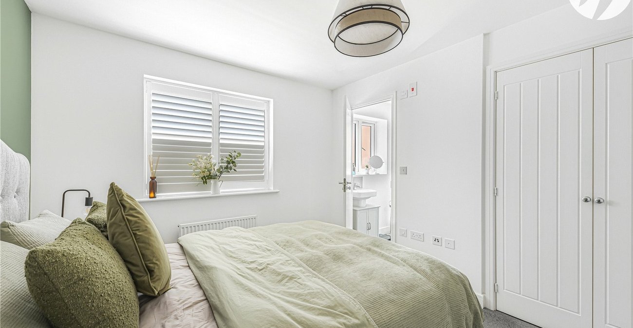 2 bedroom house for sale in Castle Hill | Robinson Jackson