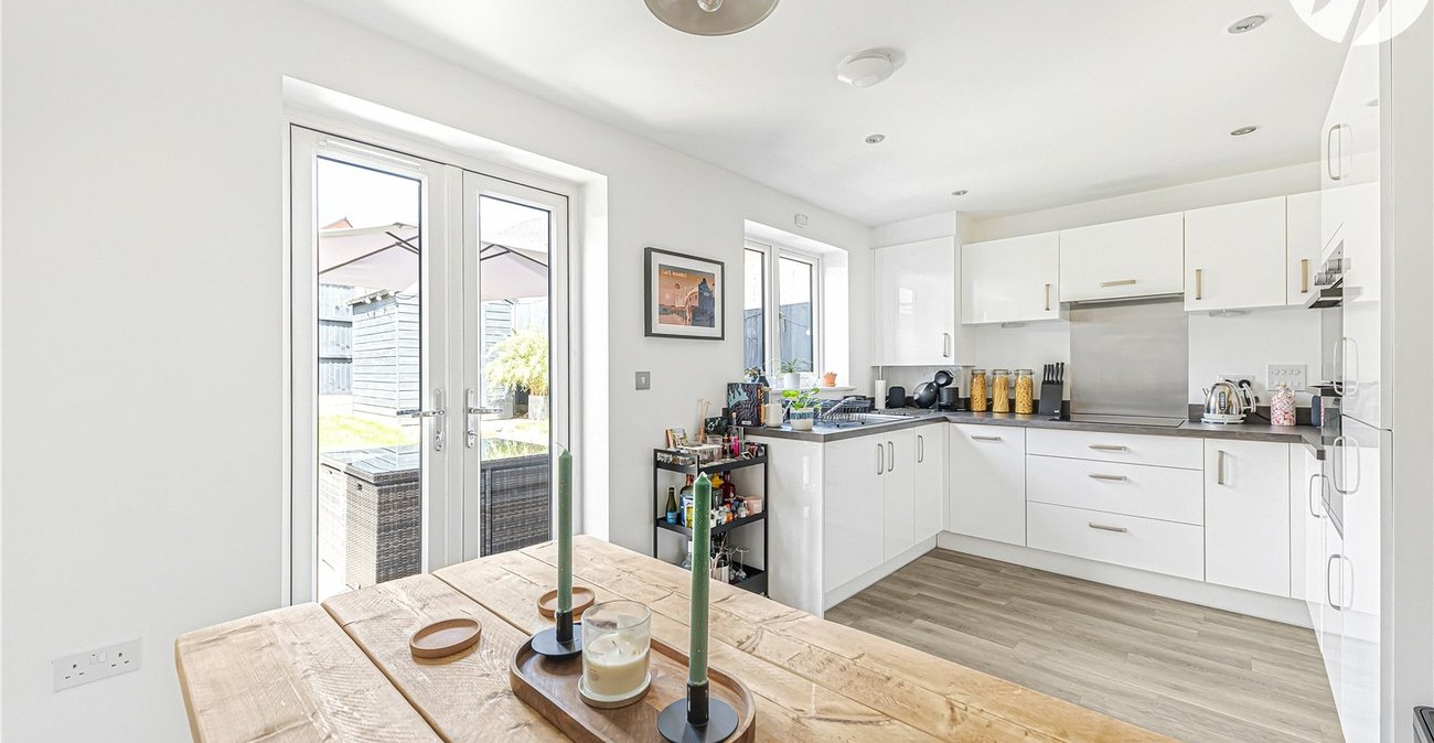 2 bedroom house for sale in Castle Hill | Robinson Jackson