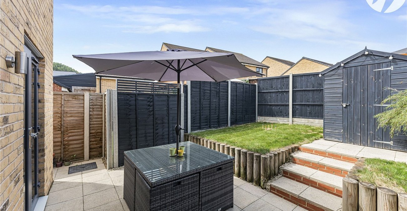 2 bedroom house for sale in Castle Hill | Robinson Jackson