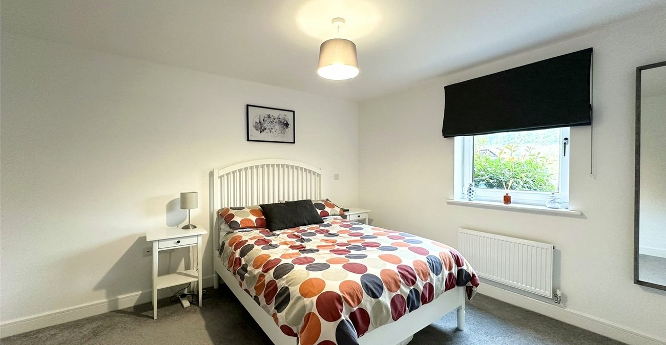 2 bedroom property for sale in Castle Hill | Robinson Jackson