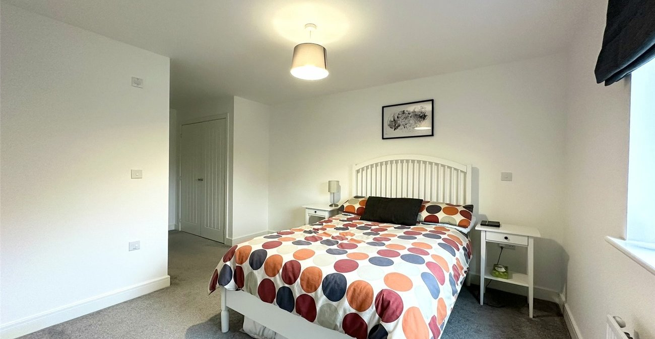 2 bedroom property for sale in Castle Hill | Robinson Jackson