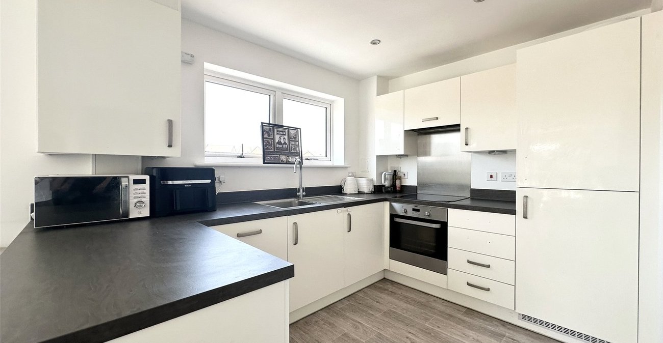 1 bedroom property for sale in Castle Hill | Robinson Jackson