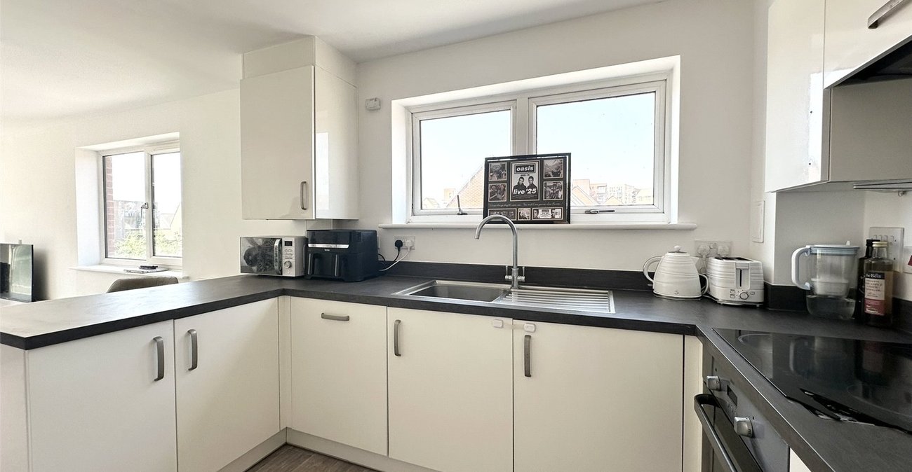 1 bedroom property for sale in Castle Hill | Robinson Jackson