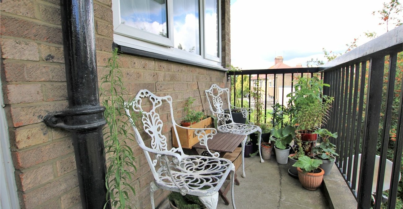 1 bedroom property for sale in London | Robinson Jackson