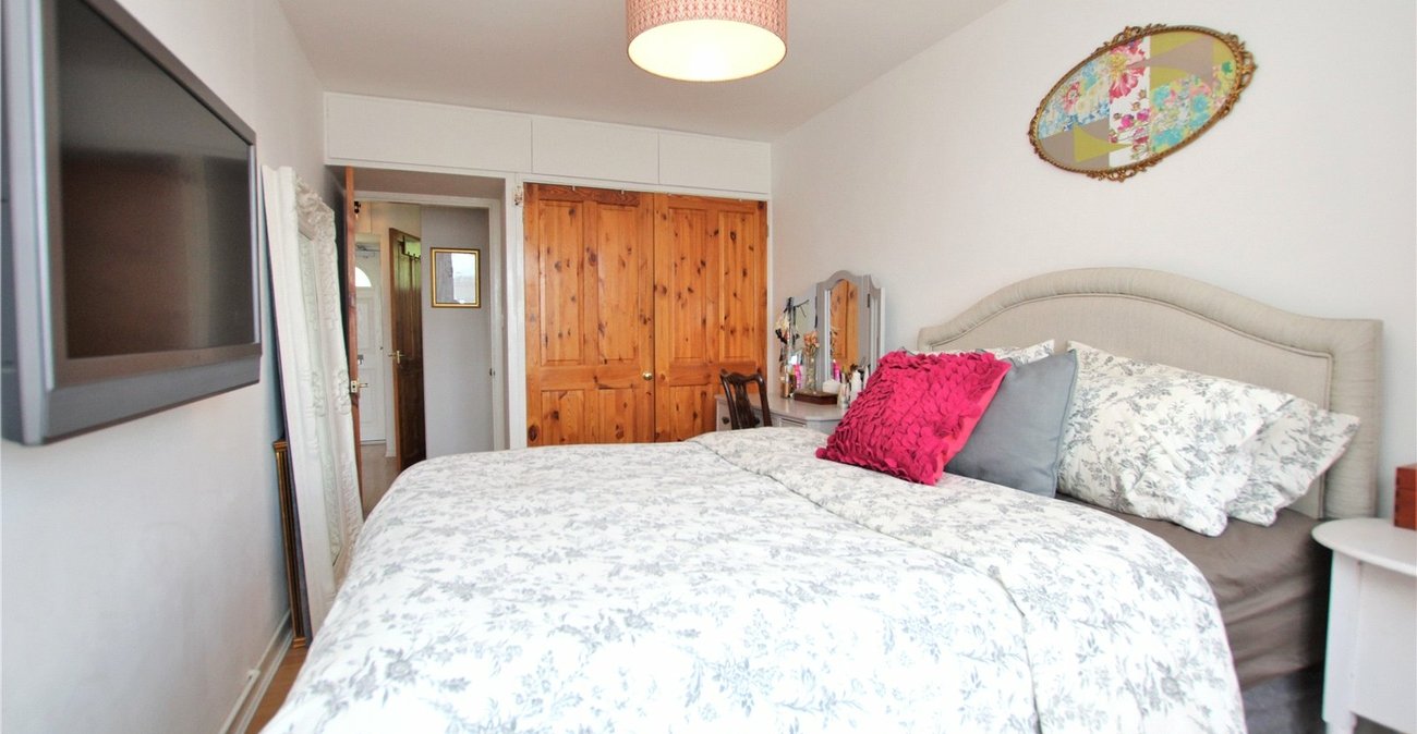 1 bedroom property for sale in London | Robinson Jackson