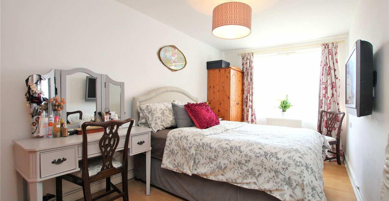 1 bedroom property for sale in London | Robinson Jackson