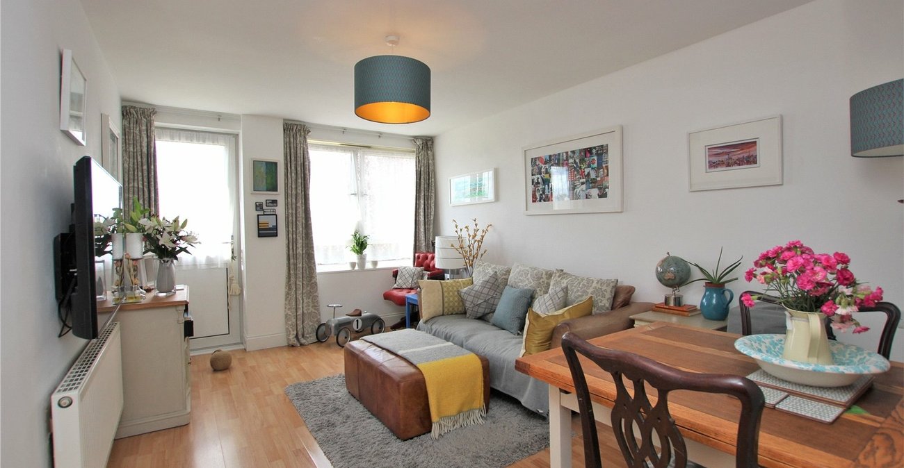 1 bedroom property for sale in London | Robinson Jackson