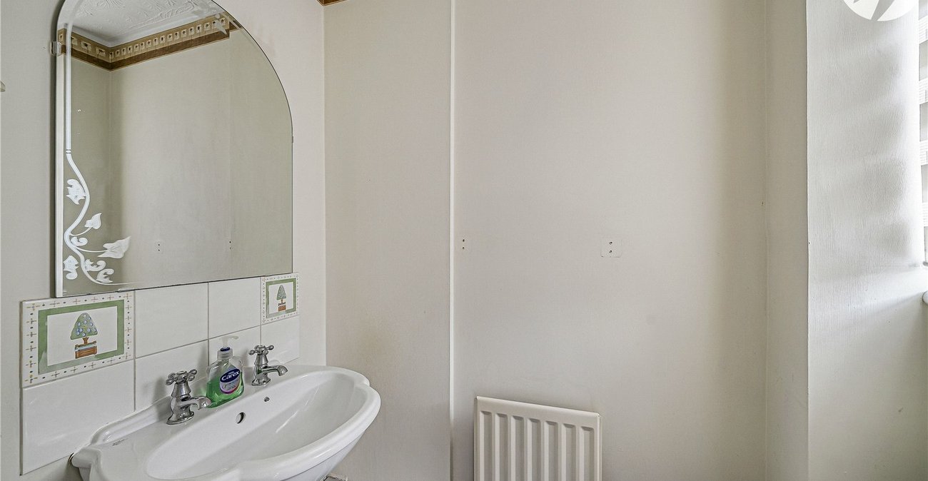 3 bedroom house to rent in Darenth Village Park | Robinson Jackson