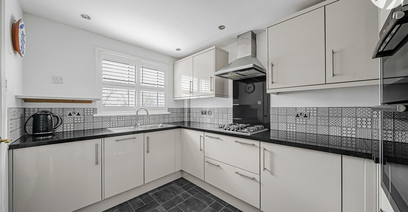 3 bedroom house to rent in Darenth Village Park | Robinson Jackson