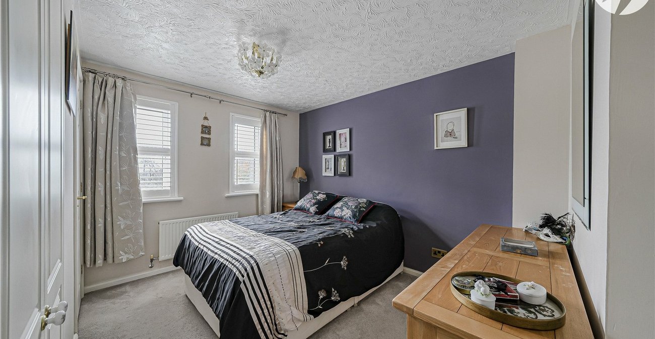 3 bedroom house to rent in Darenth Village Park | Robinson Jackson