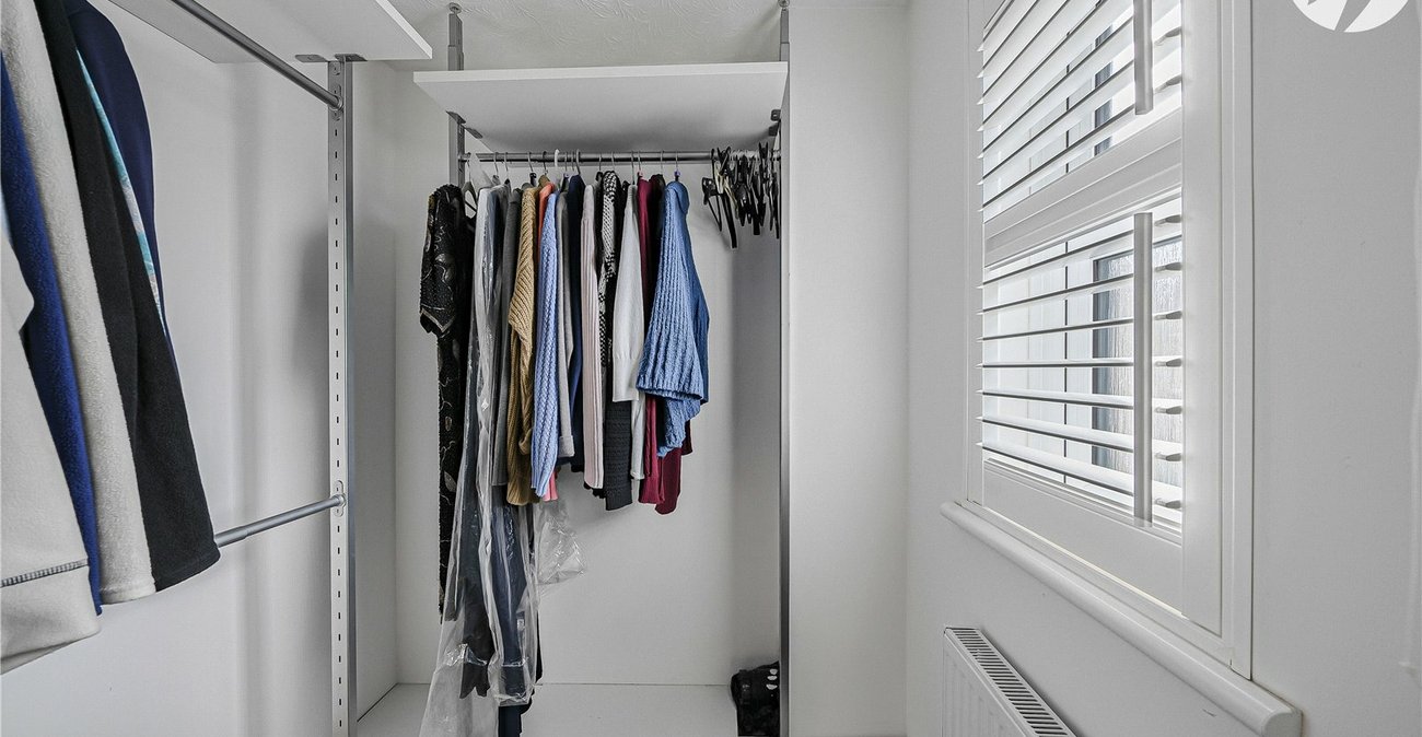 3 bedroom house to rent in Darenth Village Park | Robinson Jackson