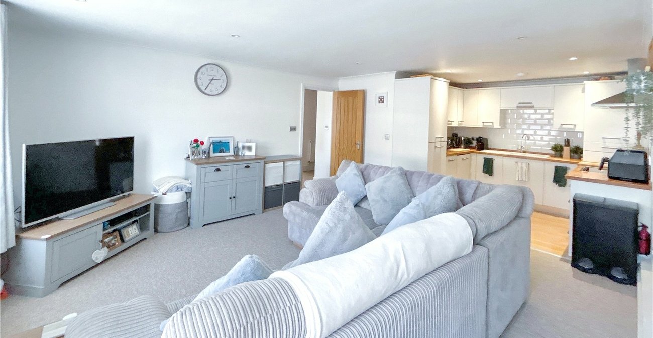2 bedroom property for sale in Sidcup | Robinson Jackson