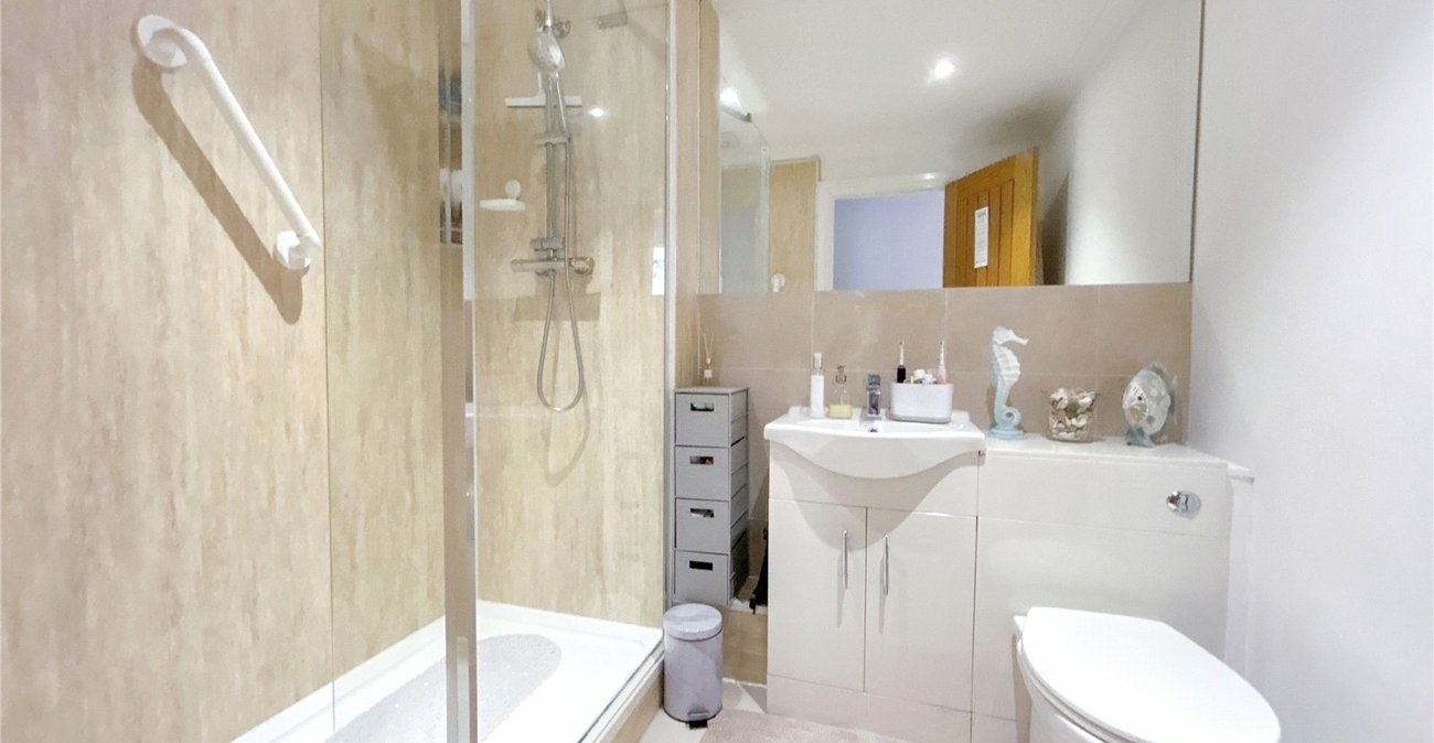 2 bedroom property for sale in Sidcup | Robinson Jackson