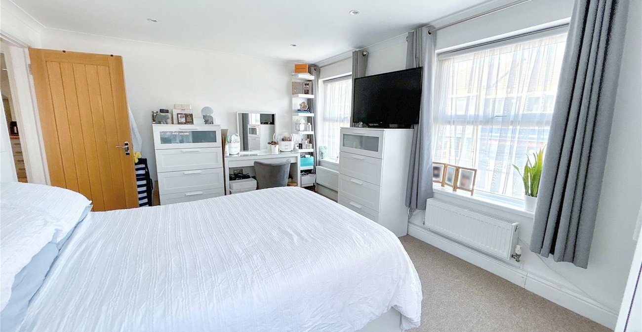 2 bedroom property for sale in Sidcup | Robinson Jackson
