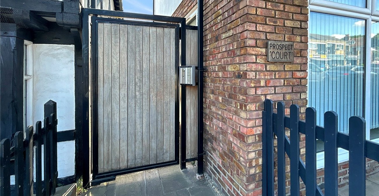 2 bedroom property for sale in Sidcup | Robinson Jackson