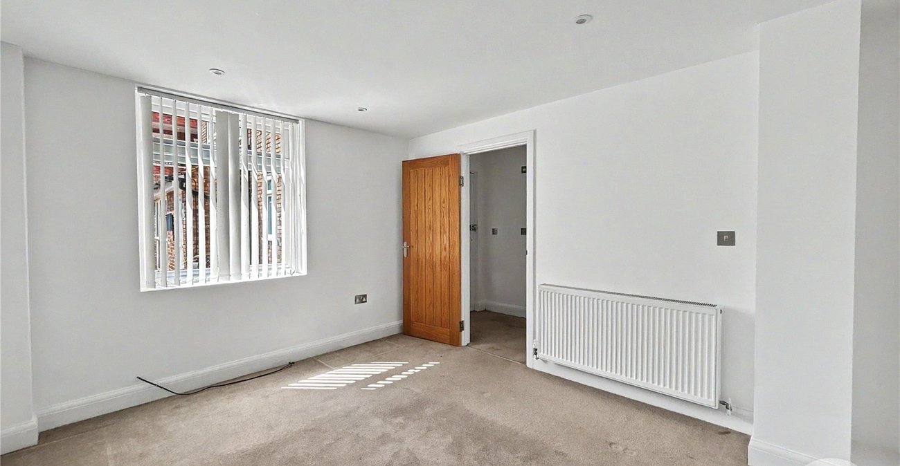 2 bedroom property for sale in Sidcup | Robinson Jackson