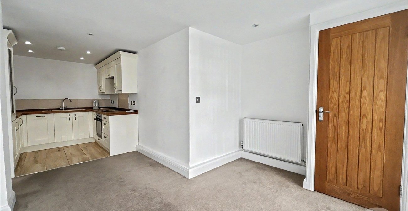 2 bedroom property for sale in Sidcup | Robinson Jackson