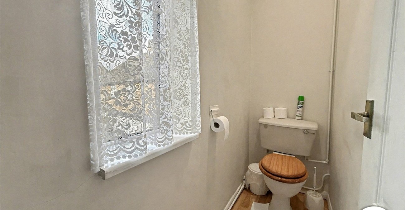 3 bedroom house for sale in Sidcup | Robinson Jackson