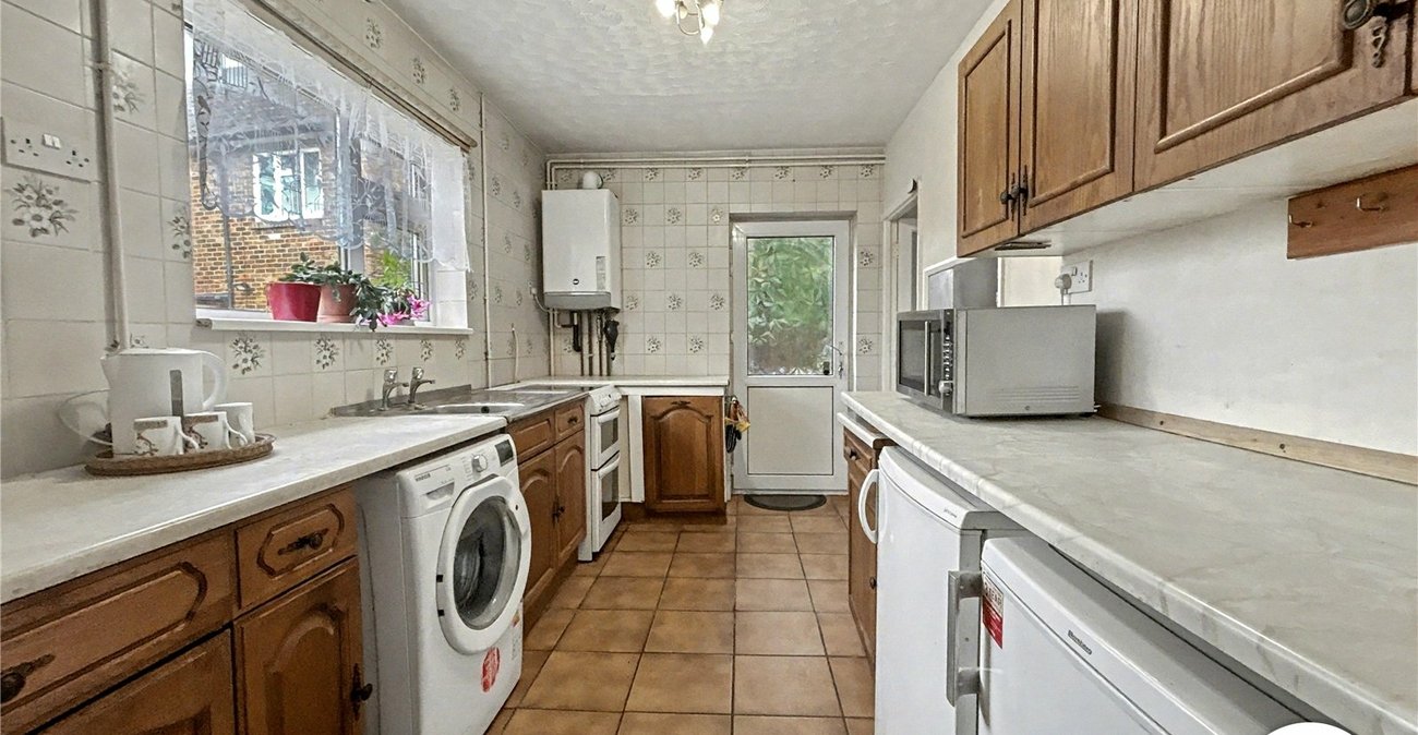 3 bedroom house for sale in Sidcup | Robinson Jackson