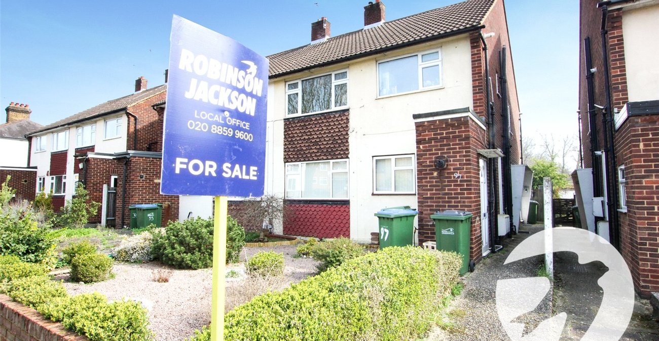 2 bedroom property for sale in London | Robinson Jackson