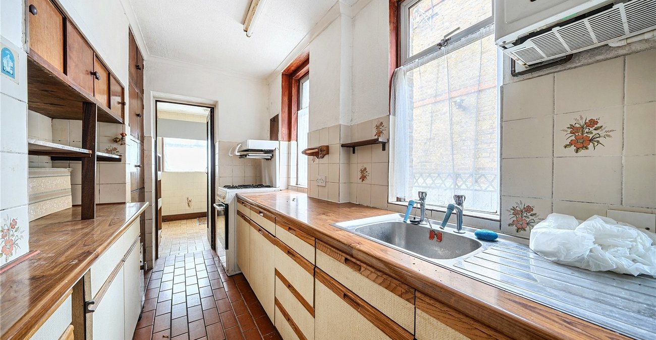 6 bedroom house for sale in Forest Hill | Robinson Jackson