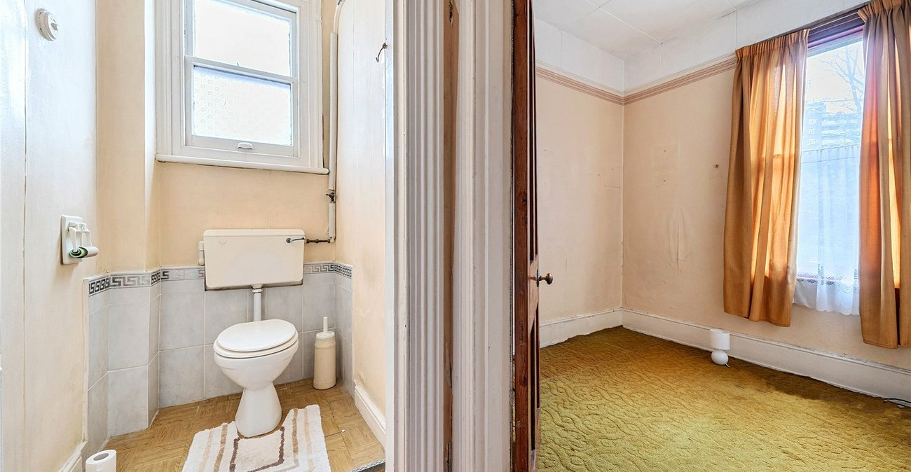 6 bedroom house for sale in Forest Hill | Robinson Jackson