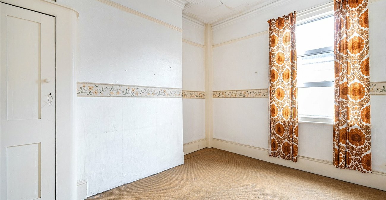 6 bedroom house for sale in Forest Hill | Robinson Jackson