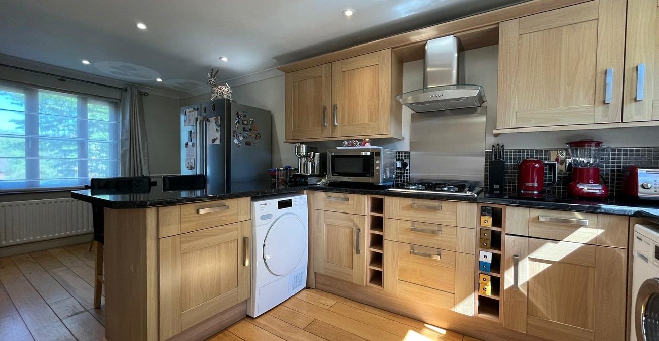 4 bedroom house for sale in Walderslade | Robinson Michael & Jackson