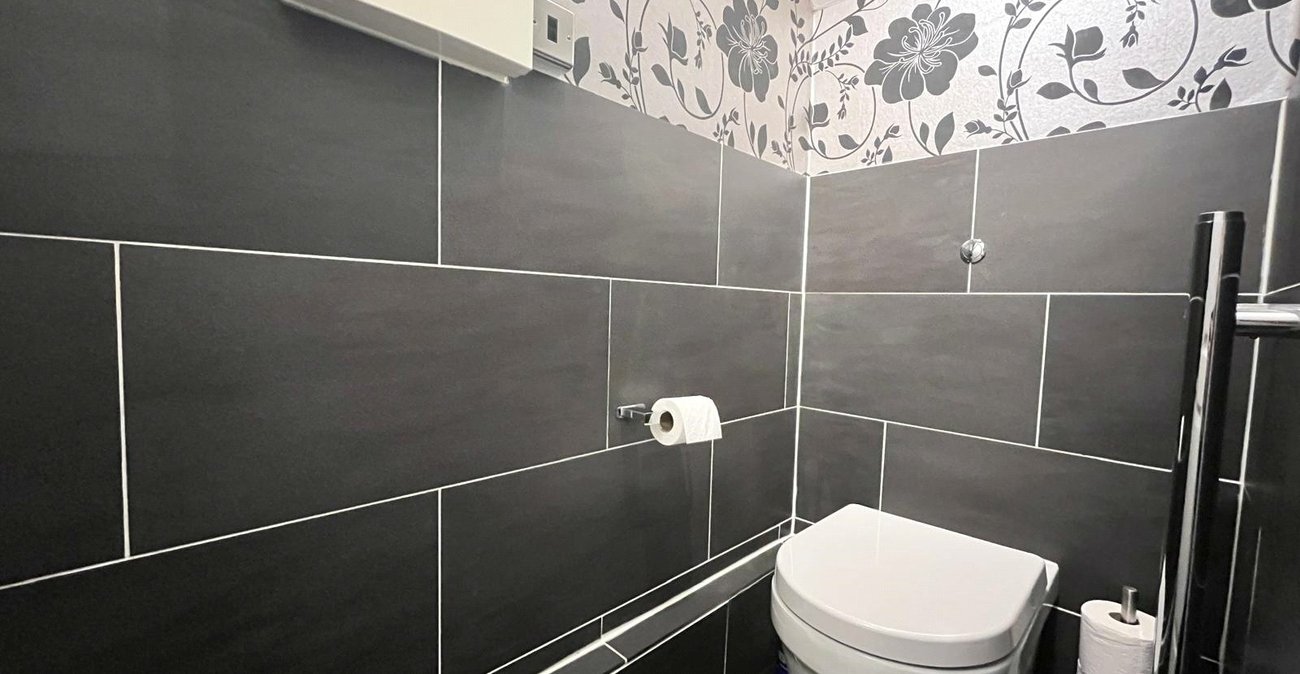 4 bedroom house for sale in Walderslade | Robinson Michael & Jackson