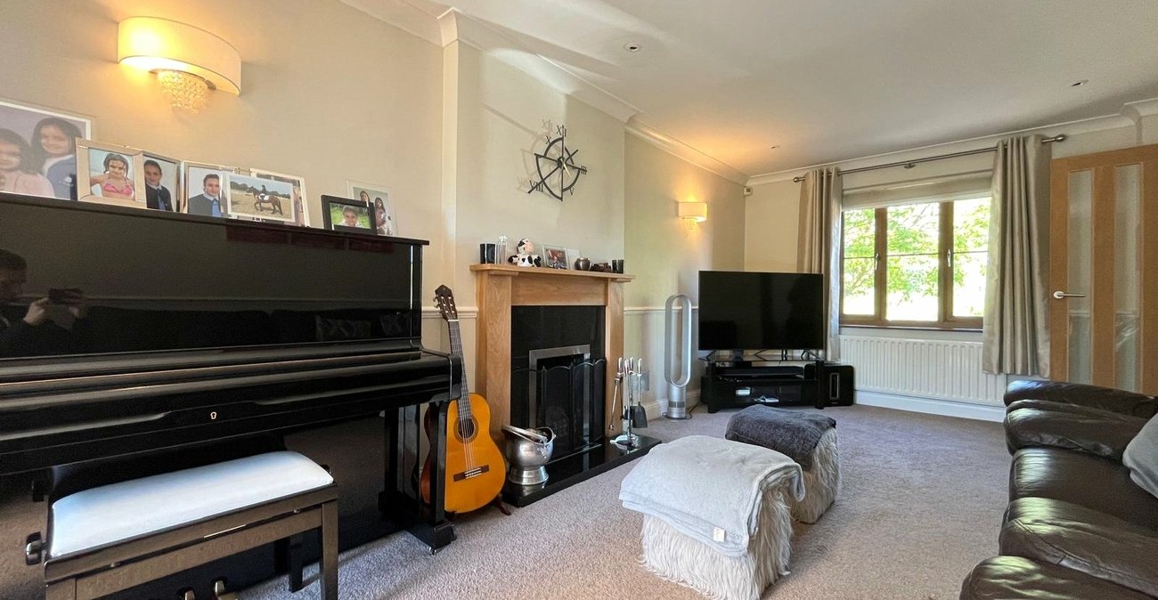 4 bedroom house for sale in Walderslade | Robinson Michael & Jackson