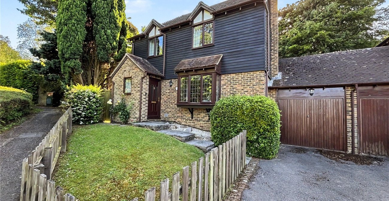 4 bedroom house for sale in Walderslade Woods | Robinson Michael & Jackson
